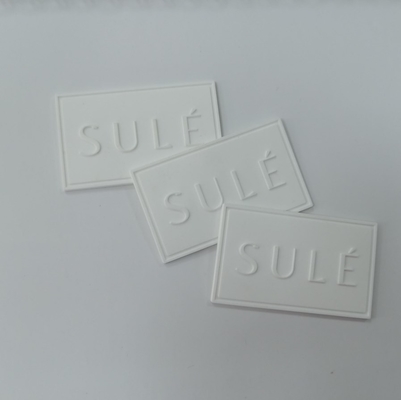 BV Disetujui Silicone 3D Timbul Kustom Menjahit Pada Logo Patch Lencana PVC