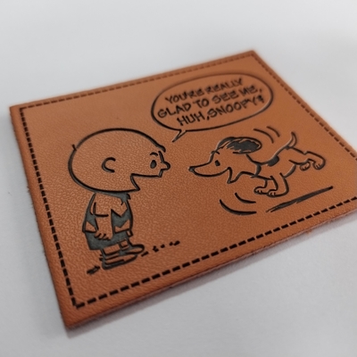PU Timbul / Label Patch Kulit Logam Disesuaikan Untuk Pakaian Pakaian