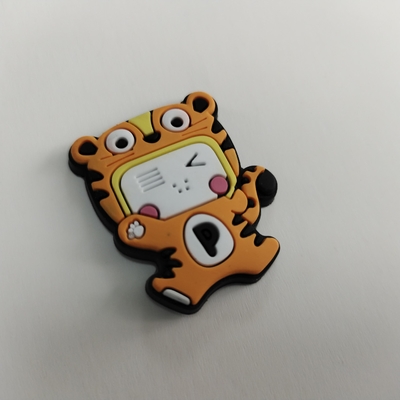 Pakaian 3D Logo Plastik Kustom Silicone Patch Untuk Garment