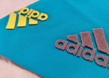 Merk Elastisitas Tinggi Logo Label Press Reflektif Heat Press Tagless untuk Suit Ski
