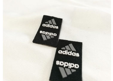 Custom Brand Name Logo Rubber Logo Patches Untuk Pakaian Mirco Injection