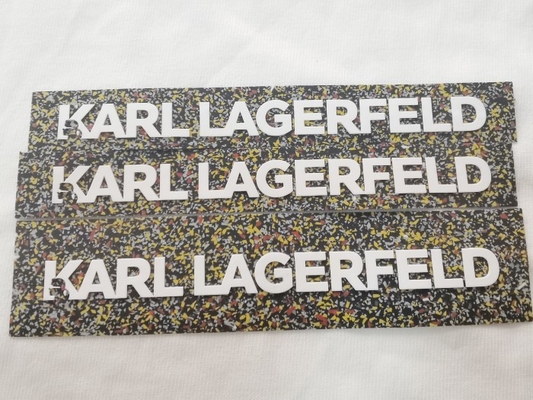Label Transfer Panas Silikon Warna Pantone Terbuat Dari Bahan Yang Dapat Didaur Ulang