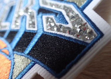 Perbaikan terbaru Custom bordir Patch Rhinestone Motif Besi On Transfer Untuk Hoodies