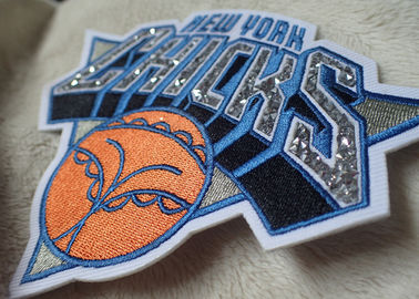 Perbaikan terbaru Custom bordir Patch Rhinestone Motif Besi On Transfer Untuk Hoodies
