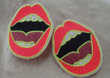 Lencana Bordir yang Indah dan Berwarna-Warni yang Disesuaikan dengan Personalized, Bros Bordir Custom untuk Baju Bayi