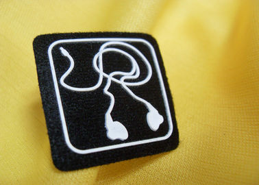 Mini Kecil Custom Embossed 3D Rubber Badge Silicon Patch untuk Sepatu