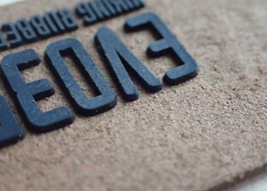 Logo Personalised Garment Leather Patch Label Patch Kulit Jeans Timbul Kustom