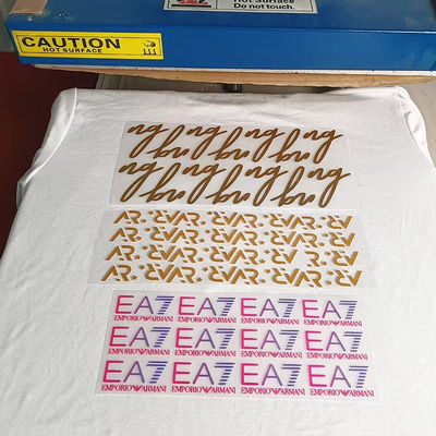 Custom Silikon Besi Pencet Cetak Label Transfer Panas Label Transfer Panas Vinil