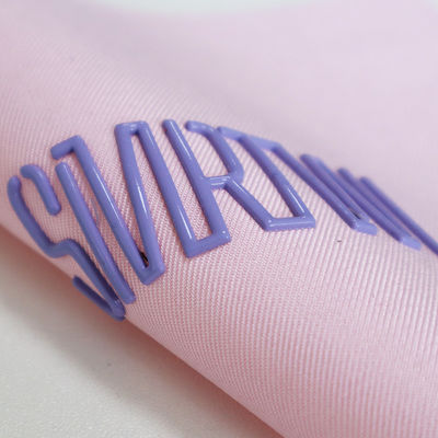 Huruf Desain Khusus Frekuensi Tinggi Label Merek Embossed 3D TPU Logo Transfer Panas Besi pada Label untuk Pakaian