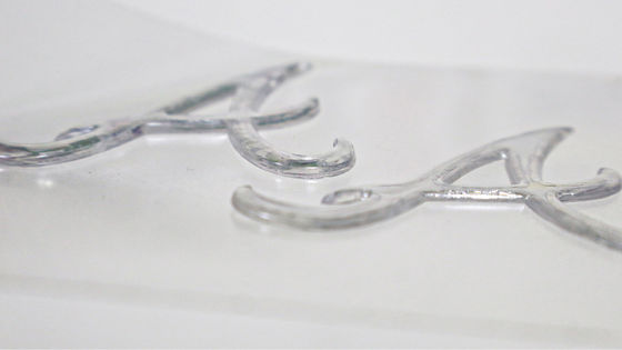 Custom Imitate Ice Semi Transparan Glossy TPU Logo Heat Transfer Badge Untuk Pakaian