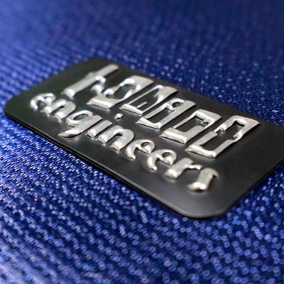 Customized High-Quality Clothing 3D Perak Hitam Tpu Heat Metal Transfer Logo untuk Garment