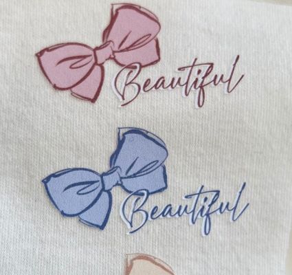 Ukuran Desain Disesuaikan Kualitas Tinggi Tinta Datar Transfer Panas Pencetakan Stiker Silikon Quick Turnaround