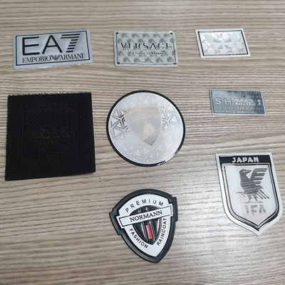 Custom Design Round Free Design Garment Labels and TPU Badges for Multi-Usage Clothing and Accessories