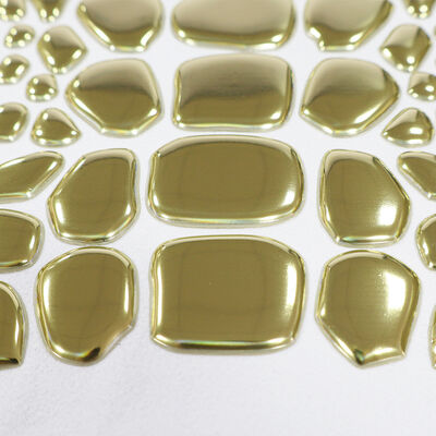 Label Transfer Panas TPU Emas Logam Custom - Lambang Bentuk Irregular untuk Pakaian Mewah & Pakaian Mode