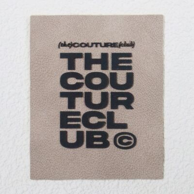 Tambalan Teks Karet Timbul 3D Emblem Merek Kustom untuk Lengan Jaket & Dekorasi Pakaian