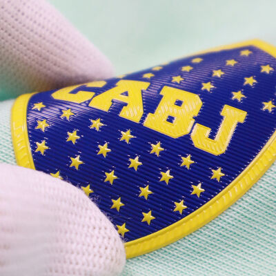 Label Transfer Panas 3D TPU yang Disesuaikan Tiga Warna Bisa dicuci & awet untuk Pakaian