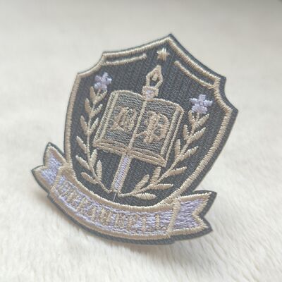Patch Custom Brodered - Iron-On atau Sew-On, Desain 2D/3D untuk Seragam & Tas