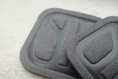 Abu-abu Lembut Label Microfiber Ramah Lingkungan, Costom Logo Frekuensi Tinggi Untuk Pakaian