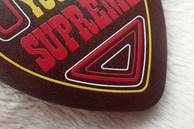 Souvenir Gantungan Kunci Berbentuk Kunci Kulit Coklat, Custom Logo Printing Warna-warni