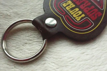 Souvenir Gantungan Kunci Berbentuk Kunci Kulit Coklat, Custom Logo Printing Warna-warni
