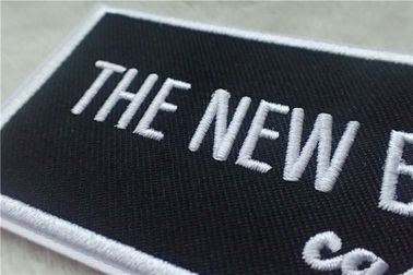 Patch Pakaian Kustom Poliester Hitam yang Dapat Dicuci / Tambal Sulam Perekat