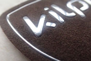 Kustom Heat Transfer Embossed Leather Patch 3D Logo Pada Suede, Label TPU Pakaian