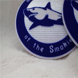 Warna Ganda Bentuk Bulat Besi Di Patch Kustom Shark Logo Tatami Berkelompok Dengan Lem Panas Meleleh