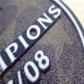 Lingkaran Bentuk Kustom Pakaian Patch Lembut Perpindahan panas Tatami Berkelompok Dengan Logo Champion
