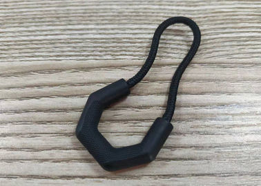 Slider non-slip plastik berbentuk U yang ramah lingkungan dan tali ekor