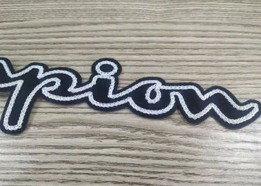 Setrika kustom atau menjahit-di patch handuk, Bordir patch chenille