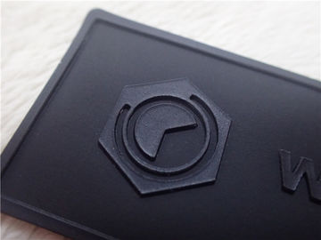 Shiny Black TPU Custom Clothing Patches Ukuran 3 * 4.5cm Tahan Aus