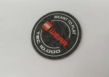 Kepadatan Tinggi Silikon Unik Besi Di Patch Merasa Kain Label Pencetakan Logo Kustom