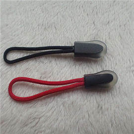 Penarik Zip Fastener Di Luar Ruangan Dengan Batas Garis Transparan