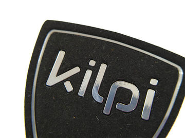 Patch silikon karet timbul kain metalik Logo kustom ramah lingkungan