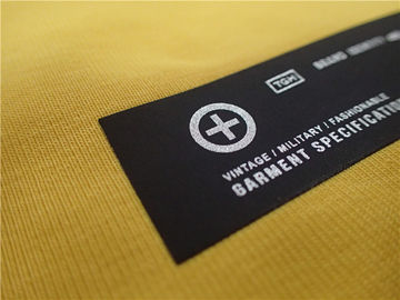 Ketebalan 0,5mm Heat Transfer Pakaian Tag Dicetak Perak Reflektif Logo Pada TPU Lembut