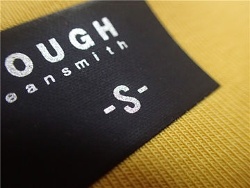 Ketebalan 0,5mm Heat Transfer Pakaian Tag Dicetak Perak Reflektif Logo Pada TPU Lembut