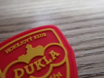 Patch Logo Karet Buatan Tangan Yang Dijahit Menjahit Dengan Gaya Tidak Beracun
