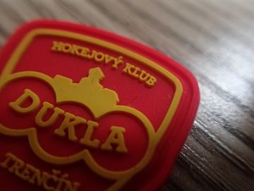 Patch Logo Karet Buatan Tangan Yang Dijahit Menjahit Dengan Gaya Tidak Beracun