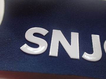Logo Kustom Silicon Heat Transfer Label Pakaian Untuk Luggages