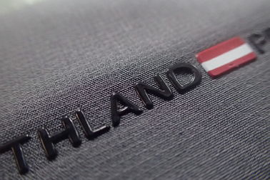 3D TPU Heat Transfer Label Pakaian Untuk Polo Shirt Sportswear SGS BV Polo Shirt Sportswear