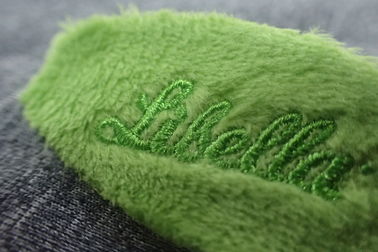 Kain Beludru Hijau OEM Besi Di Patch Bordir
