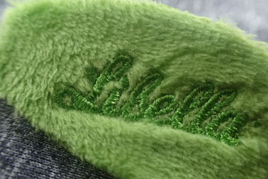 Kain Beludru Hijau OEM Besi Di Patch Bordir