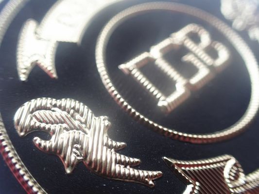 Patch TPU Frekuensi Tinggi Plating Perak Untuk Seragam