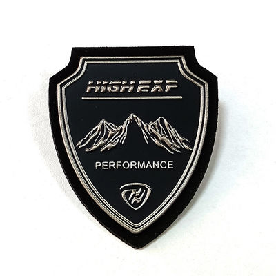 Pakaian Logo Patch Frekuensi Tinggi Timbul Lembut Lencana 3D Tpu Patch Untuk Pakaian