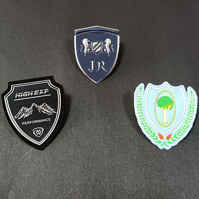 Pakaian Logo Patch Frekuensi Tinggi Timbul Lembut Lencana 3D Tpu Patch Untuk Pakaian
