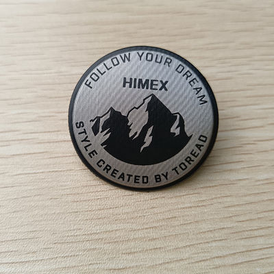 Frekuensi 3D Tinggi Tekan Label TPU Embossed Garment Private Patch Untuk Jaket