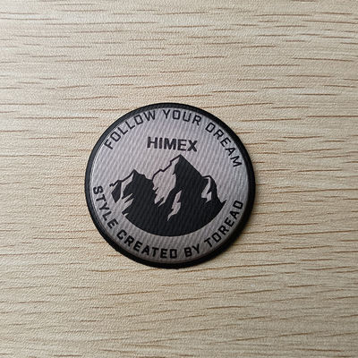 Frekuensi 3D Tinggi Tekan Label TPU Embossed Garment Private Patch Untuk Jaket