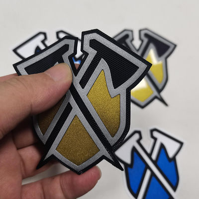 3d Mengangkat Efek Logo Merek Label Pakaian Perpindahan Panas Silikon Untuk T - Shirt