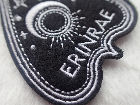 Black Spades Heart Bordir Chenille Iron On Backing Sew On Cloth Patch