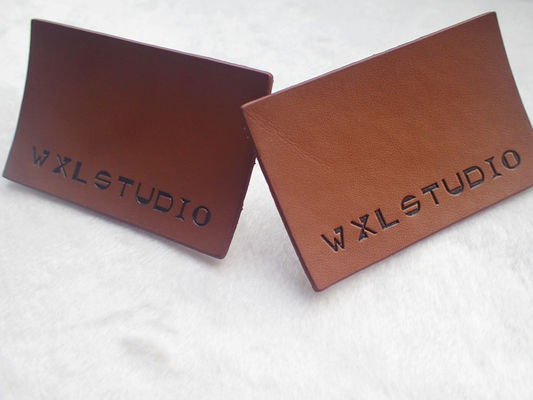 Personalized Logo Garment Leather Patch Label Kulit Logo Hitam Timbul